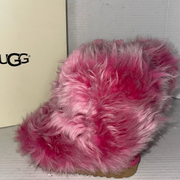 UGG Kids Pinkipuff Classic II Pink Azalea Fur Boots with Ears - Girls Size:7 - Picture 5 of 14